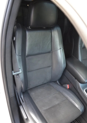 Jeep Grand Cherokee cena 120000 przebieg: 113000, rok produkcji 2019 z Łomianki małe 154